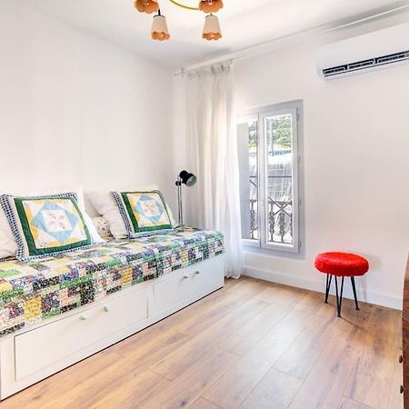 Appartement Place Des Halles Сет Екстериор снимка