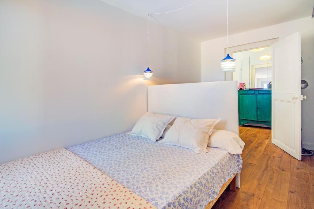 Appartement Place Des Halles Сет Екстериор снимка